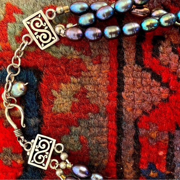 Stunning Tahitian pearls with sterling silver necklace - Picture 4 of 4